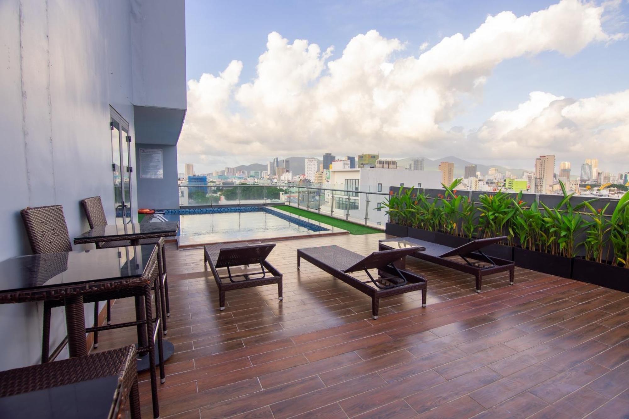 Quoc Cuong Hotel & Apartment Danang By Haviland Esterno foto